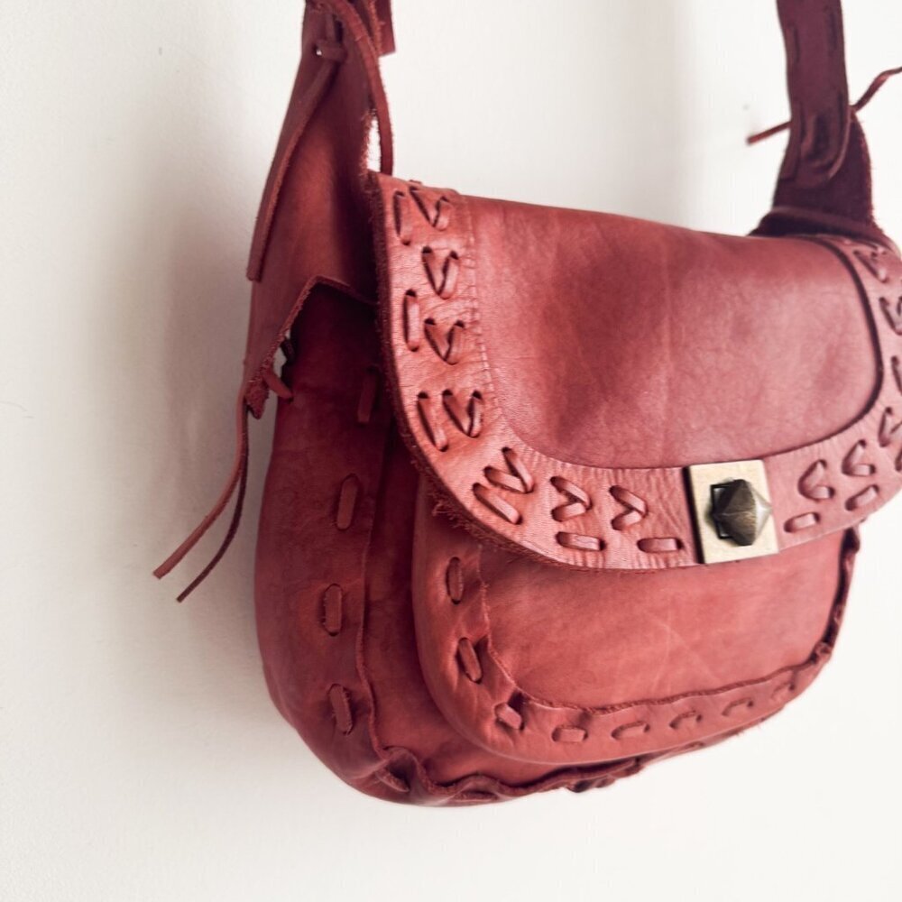 Vintage Zara Leather Whipstitch Boho Oval Saddle bag - Picture 5 of 11